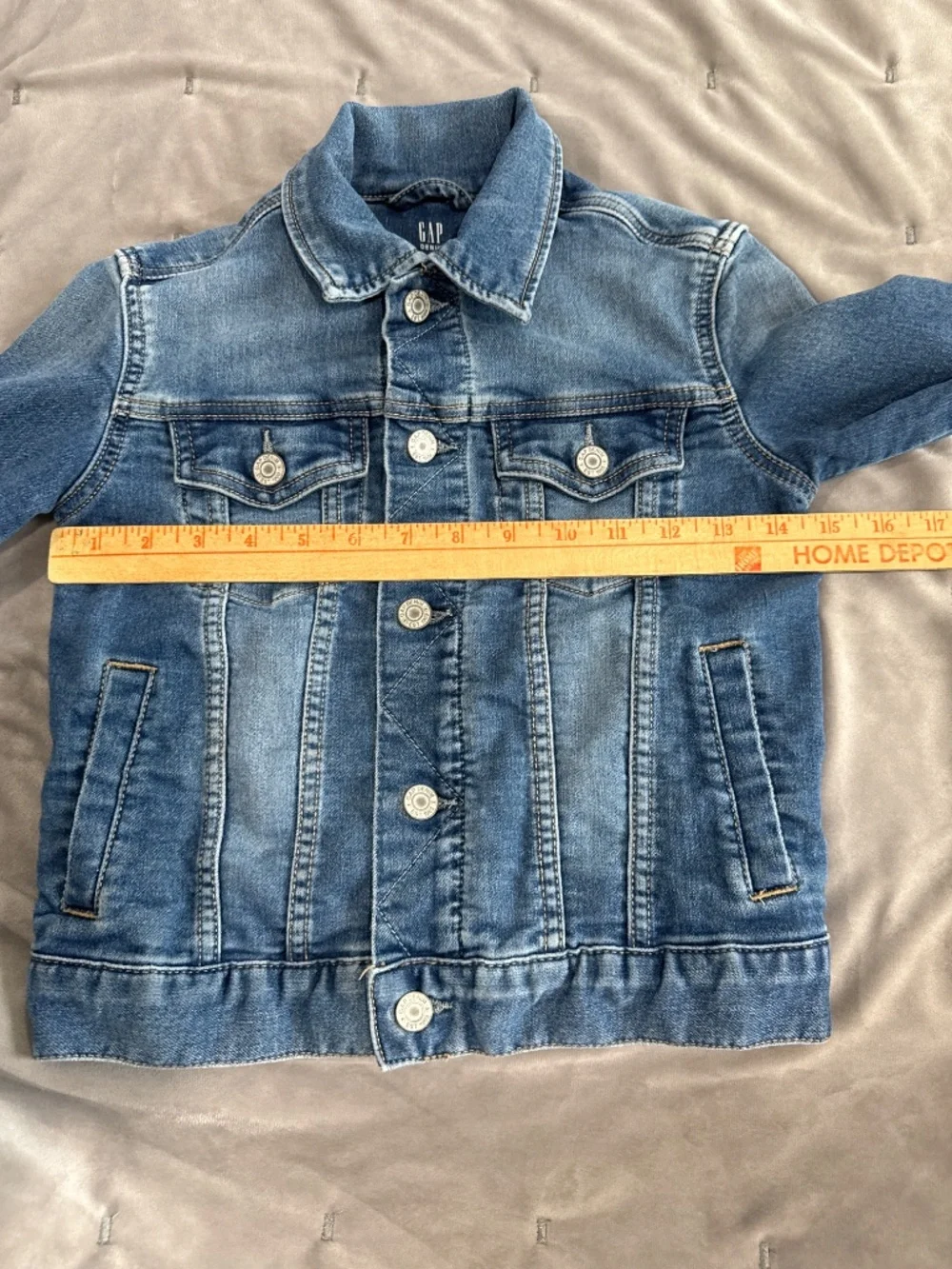 Gap Denim Kids Jean Jacket Size S (6-7) Blue Unisex Trucker Jacket